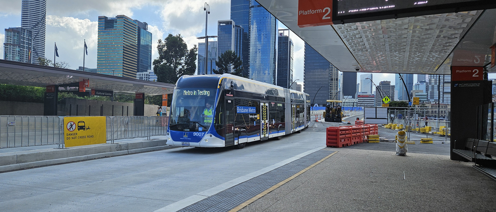 Buses on Elizabeth Street in Sydney 