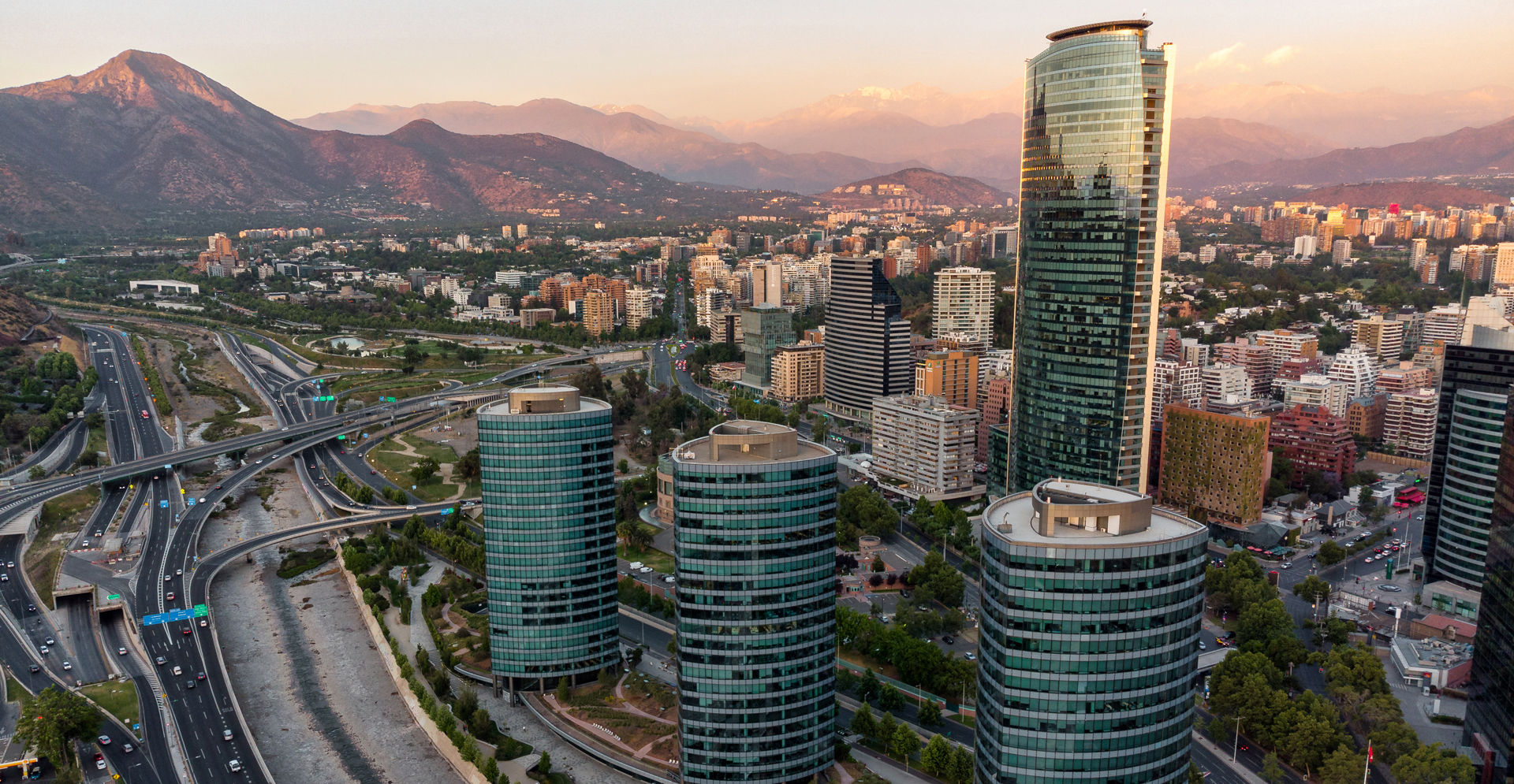  Aerial view of Santiago de Chile at sunset